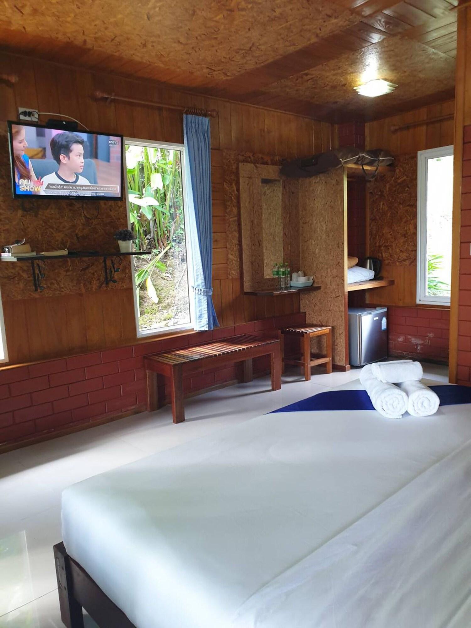 Baan Suan Hill Resort Ban Tha Khun Exterior photo